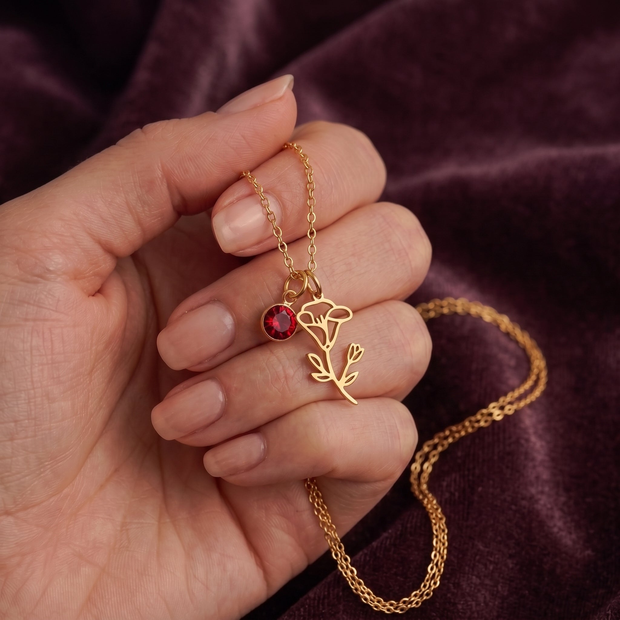 Personalized Birth Flower Necklace – 18K Gold Plated