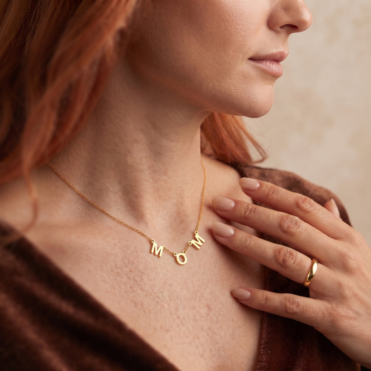 Personalized Initial Necklace – Dainty Gold Letter Necklace