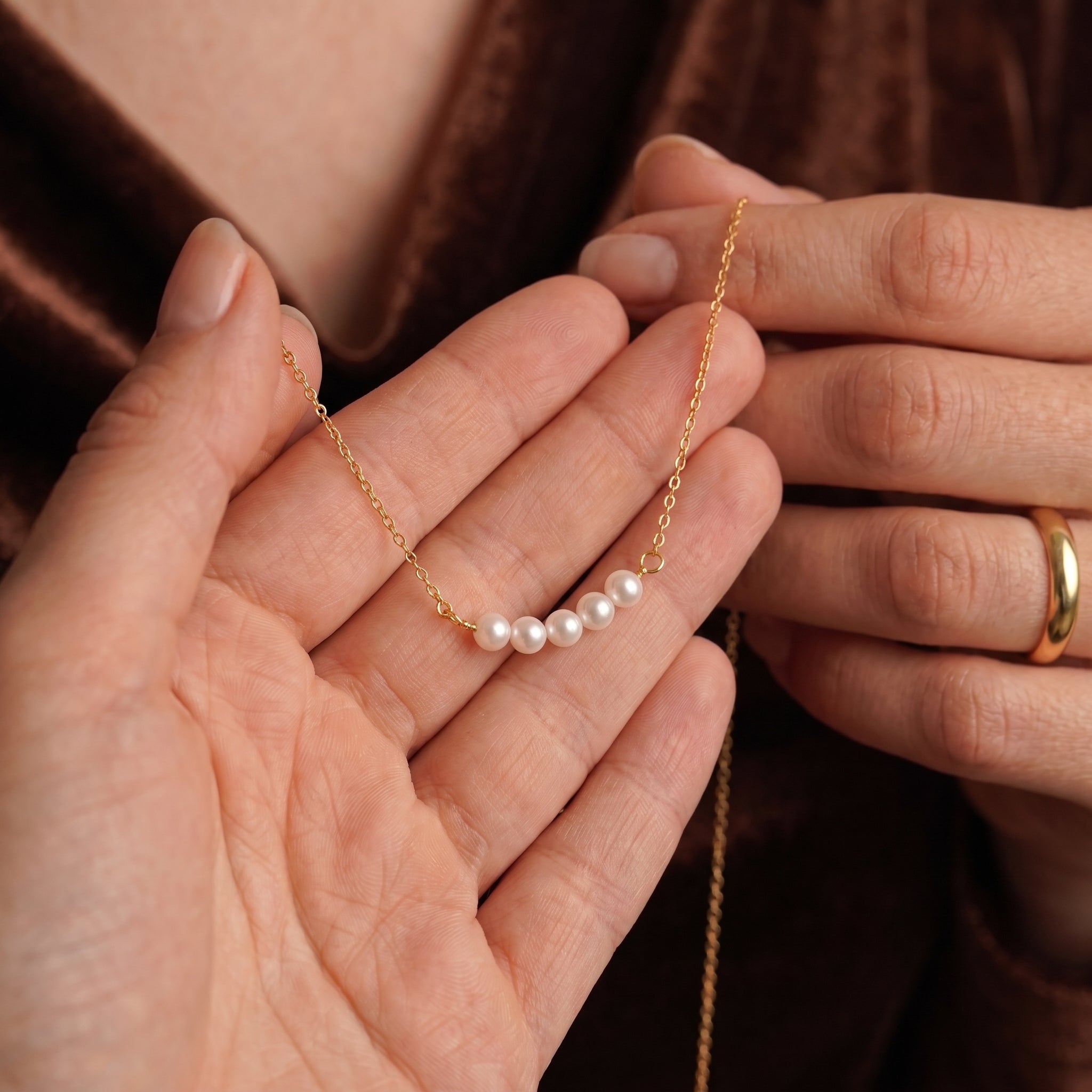 Artificial Pearl Pendant Necklace